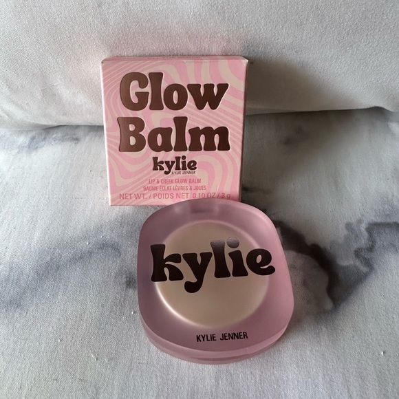 Kylie Lip & Cheek Glow Balm (Limited Edition!) - Picture 2 of 3